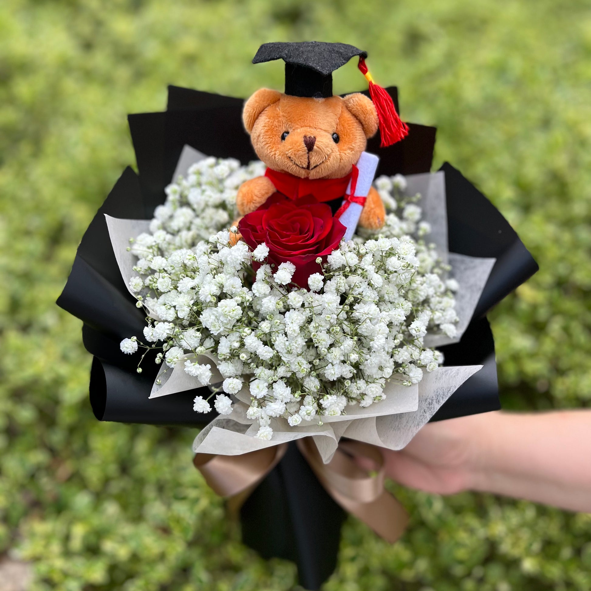 Graduation flowers with clearance bear